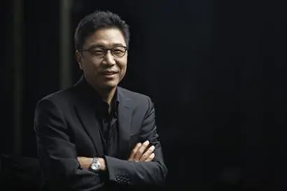 이수만 전 SM 총괄프로듀서는 올해 2월 SM 지분 대부분을 하이브에 매각한 뒤 개인회사 블루밍그레이스를 설립해 사업 활동을 이어가고 있다. 사진=블루밍그레이스 제공