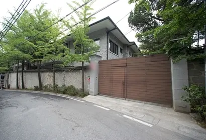 SK가스가 보유하던 2020년 6월 성북동 영빈관 전경. 사진=이종현 기자