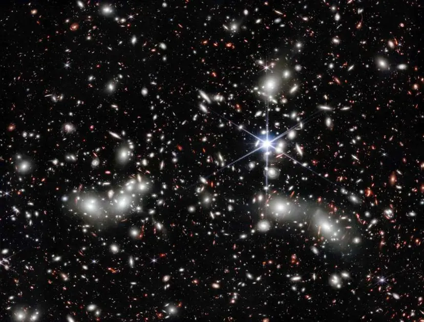 제임스 웹으로 관측한 판도라의 은하단. 사진=NASA/JWST