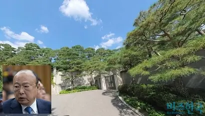 재계 7위 한화그룹 김승연 회장이 거주하는 종로구 가회동 단독주택. 사진=비즈한국DB