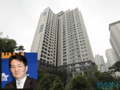 재계 14위 한진그룹 조원태 회장이 2014년에 매입해 10년간 살고 있는 서울 반포동 아파트. 사진=비즈한국DB