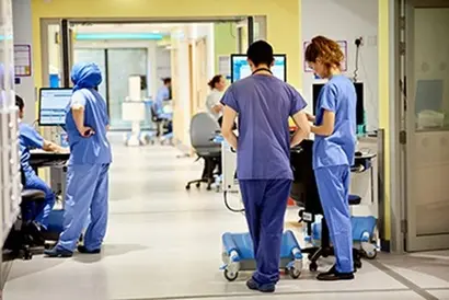 영국 국가보건의료서비스(NHS)는 국제 일반의(GP)를 모집하고, 영국에서 GP로 교육받기 희망하는 해외 의대 졸업생들을 지원한다. 사진=NHS 홈페이지