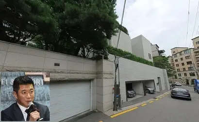 재계 88위 파라다이스그룹 전필립 회장은 난다모생활건강의 방배동 사옥을 사들여 단독주택으로 용도를 변경에 거주하는 것으로 파악된다. 사진=연합뉴스, 카카오맵 로드뷰