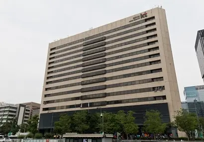 KT 광화문 사옥 전경. 사진=최준필 기자