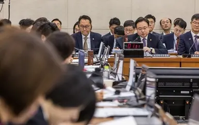 조규홍 보건복지부 장관이 지난 10월 7일 서울 여의도 국회에서 열린 보건복지위원회의 국정감사에서 의원들의 질의에 답하고 있다. 사진=최준필 기자
