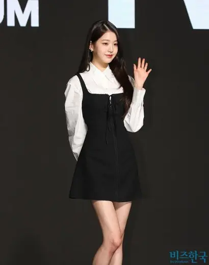 ‘원영적 사고’의 주인공 장원영이 언급한 부처의 가르침에 관한 책은 베스트셀러가 됐다. 사진=박정훈 기자