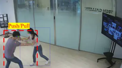 인공지능(AI) 기술이 장애인, 노인 등을 지원하는 서비스로 영역을 넓혀가고 있다. SK텔레콤의 AI 발달장애인 돌봄(CareVia) 서비스. 연구원이 CCTV 앞에서 밀고 당기는 모습과 머리를 때리는 모습을 AI가 인지한 시연 화면. 사진=SKT 제공