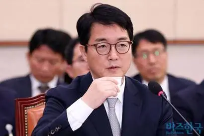 지난해 10월 법사위 대검찰청 국정감사에 출석한 심우정 검찰총장. 심 총장 부부도 미국 주식 덕에 보유 주식 가치가 두 배 이상 뛰었다. 사진=박은숙 기자