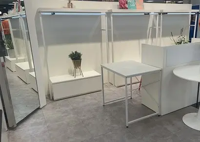 A 브랜드는 최근 홈플러스에 입점했던 점포를 모두 철수했다. 매장이 운영되던 공간은 텅 비어 있다. 사진=박해나 기자