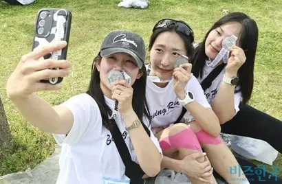 이번 대회에는 가족이나 직장 동료가 함께 참여하거나 해외에서 온 외국인 참가자도 있었다. 사진=박정훈 기자