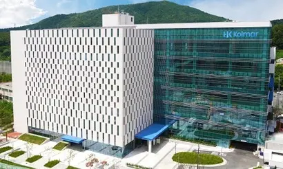 한국콜마는 가족간 경영권 갈등을 겪고 있다. 최근 윤동한 한국콜마 회장은 윤상현 부회장을 상대로 콜마홀딩스 주식 반환을 청구하는 소송을 제기했다. 사진=콜마홀딩스 홈페이지