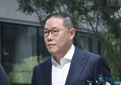 조현상 HS효성 부회장이 8월 4일 서울시 종로구 김건희 특검팀 사무실로 출석하고 있다. 사진=박정훈 기자