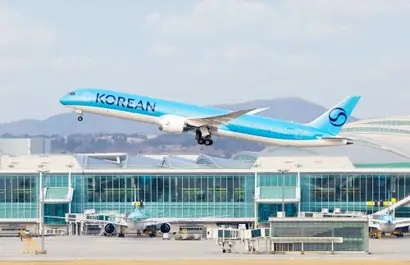 국내 1, 2위 항공 사업자인 대한항공과 아시아나의 기업결합은 경쟁제한 여부를 두고 논란이 있었으나, 구조적·행태적 조치를 전제로 허용됐다. 사진=대한항공 제공​