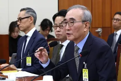 24일 국회 과방위 해킹사태 청문회에서 발언하는 김영섭 KT 대표. 사진=박은숙 기자