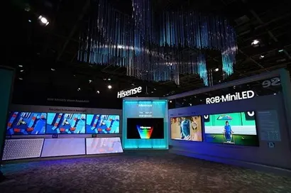IFA 2025 하이센스 부스에 전시된 RGB 미니 LED TV. 사진=하이센스 제공