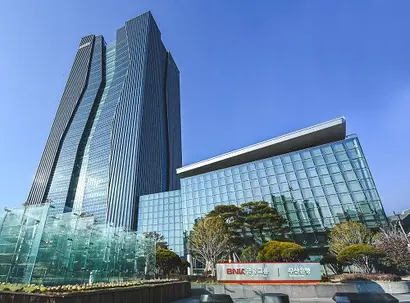 빈대인 BNK금융지주 회장은 내년 3월 정기 주주총회와 이사회를 거쳐 대표이사 회장으로 공식 선임될 예정이다. 사진=BNK금융그룹 제공