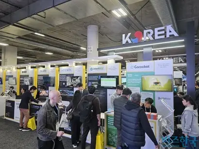 한국 기업들은 이번 CES에서 기록적인 참관 규모와 혁신상 수상 소식으로 이목을 끌었다. 현지시각 8일 CES의 스타트업 전시 장소인 유레카파크 내 한국 스타트업 부스. 사진=강은경 기자