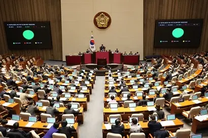 2024년 12월 26일 국회 본회의에서 인공지능 발전과 신뢰 기반 조성 등에 관한 기본법안이 통과됐다. 사진=연합뉴스
