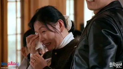 이렇게 번듯한 내 자식, 생각만 해도 눈물이 나는 내 자식. 엄마들은 자신의 자식 소개로 인해 자식들이 선택받지 못했나 자책하기도 하는 등 전형적인 엄마 모습으로 비친다. 사진=SBS 제공