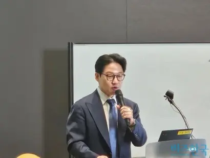 서범석 루닛 대표가 2일 서울 강남구에 있는 루니스퀘어에서 기자간담회를 열고 주주배정 유상증자 필요성을 설명하고 있다. 사진=최영찬 기자
