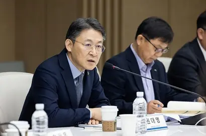 권대영 금융위원회 부위원장이 4일 오전 서울 중구 대한상공회의소에서 개최한 ESG 금융추진단 제6차 회의에서 발언하고 있다. 사진=금융위원회 제공