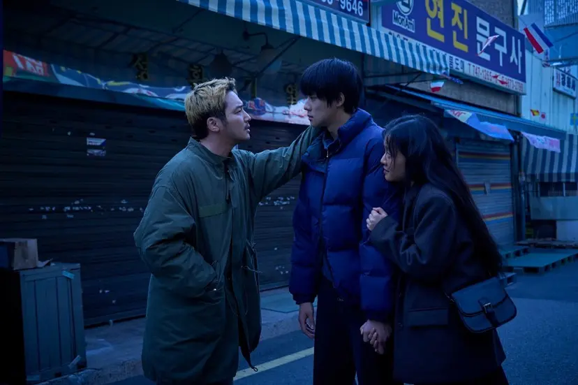 켄터키 호프에서 우정과 사랑을 쌓던 세 사람의 관계는 어떻게 될까. 뒤로 갈수록 그들의 결말을 알고 싶기도, 혹은 알고 싶지 않기도 하는 마음.