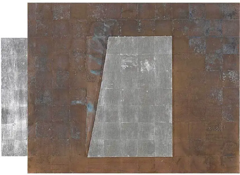다른 시간의 틈 3: 162.2×130.3cm 장지에 합동박 부식 2019