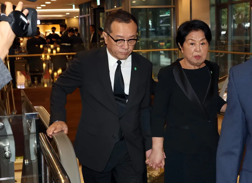 [단독] 시군 보조금 받는 연천DMZ국제음악제, 전재국이 상표 출원