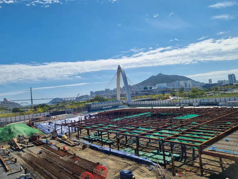 북항 환승센터 ‘3m 단차’ 갈등 법원 조정안 제시…부산항만공사·피큐건설 선택은?